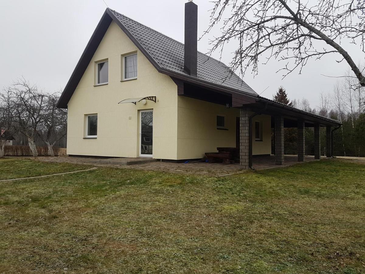 Holiday Country House Markalne Ngoại thất bức ảnh