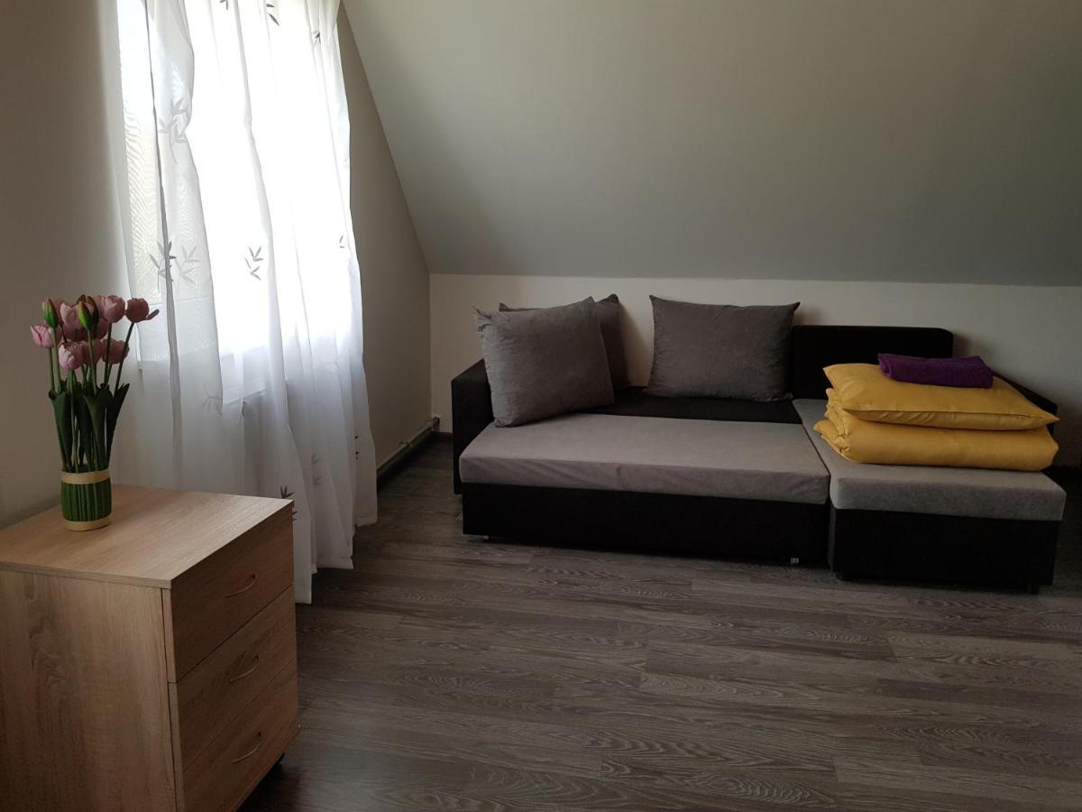 Holiday Country House Markalne Ngoại thất bức ảnh